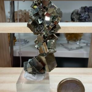 Pyrite du Pérou cristaux cubiques éclat métallique doré spécimen collection